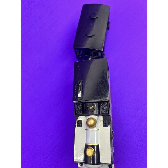 Thomas & Friends Trackmaster Motorized Fearless Freddie w/Black Car - Picture 5 of 8